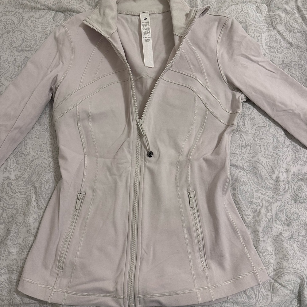 lululemon athletica Define Jacket in color Bone size 6